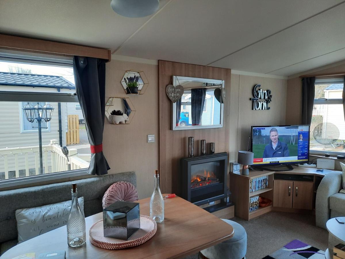 Haggerston Castle 3 Bedroom Deluxe Holiday Home Cheswick  Zewnętrze zdjęcie